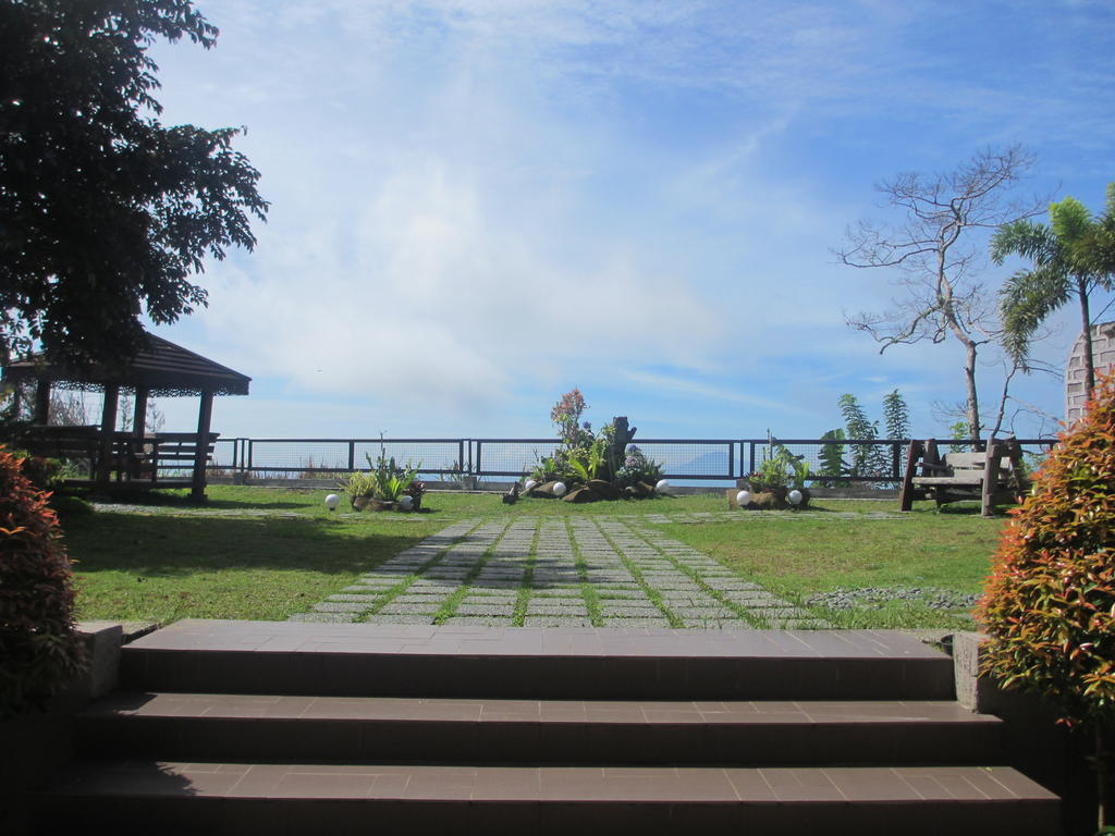 The Theodore Hotel Tagaytay City Extérieur photo