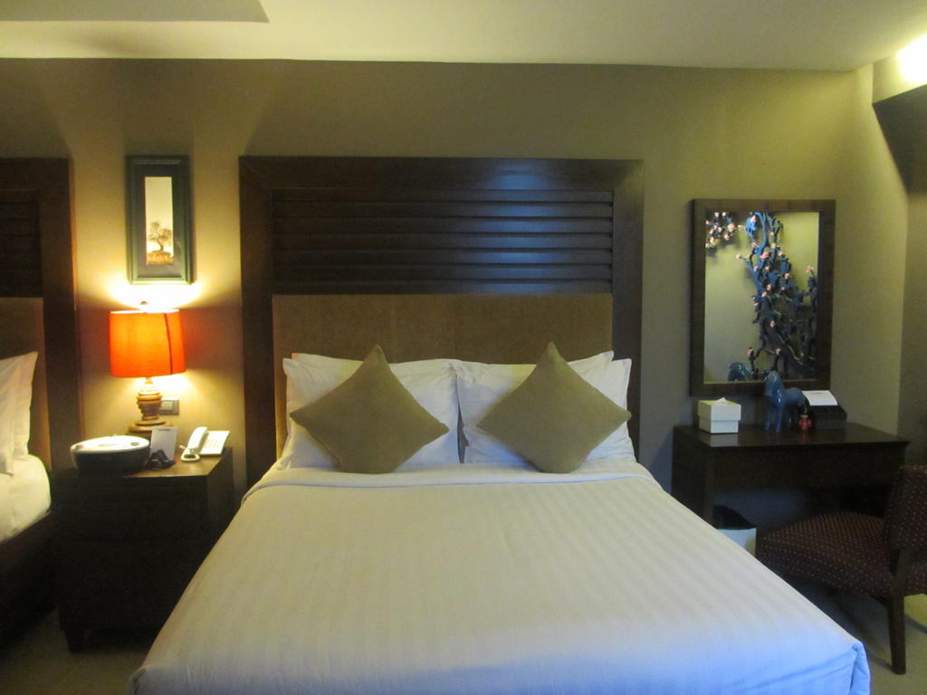 The Theodore Hotel Tagaytay City Extérieur photo