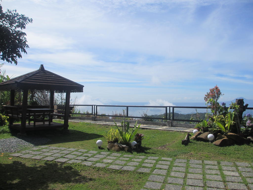 The Theodore Hotel Tagaytay City Extérieur photo