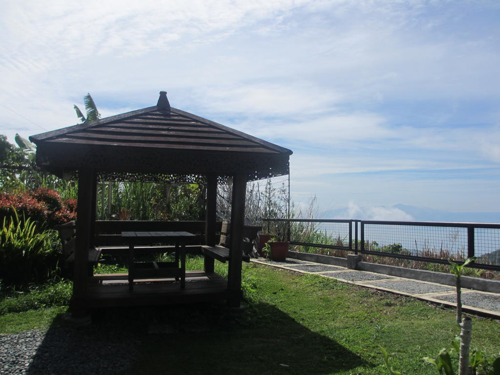 The Theodore Hotel Tagaytay City Extérieur photo