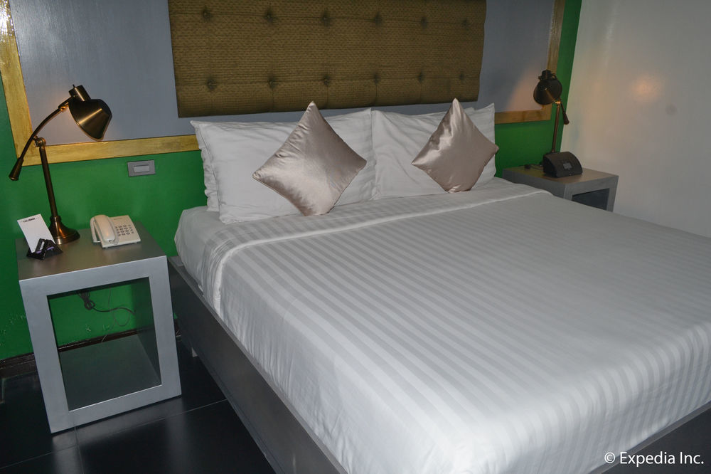 The Theodore Hotel Tagaytay City Extérieur photo