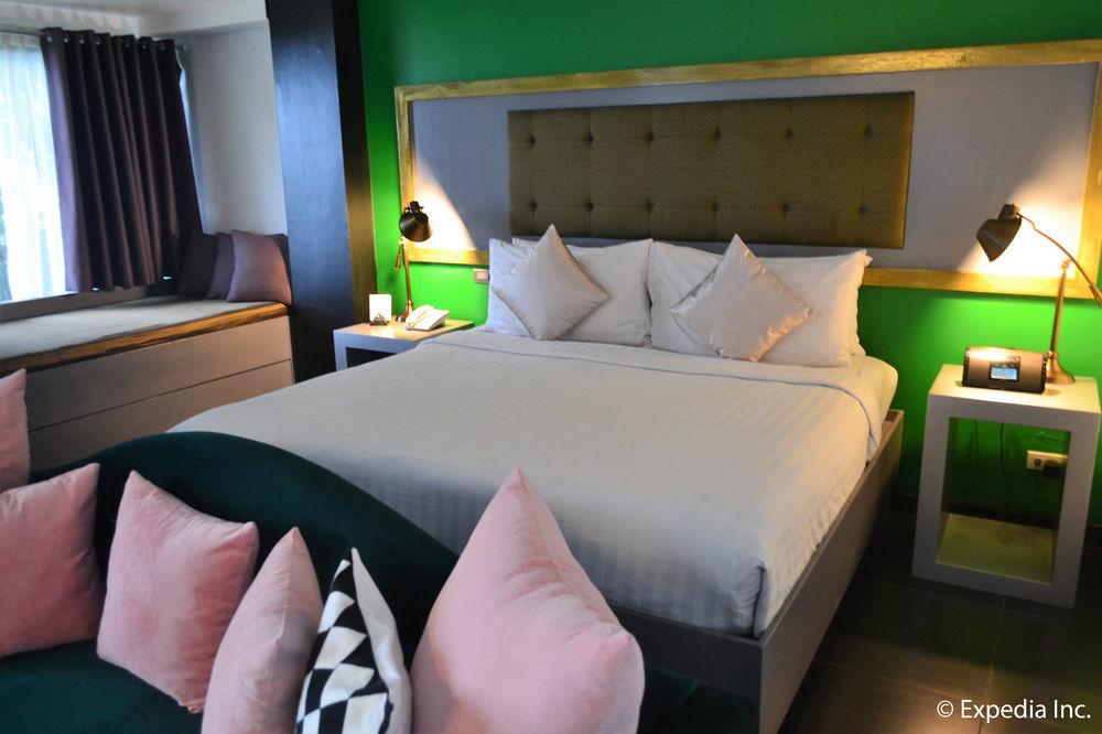 The Theodore Hotel Tagaytay City Extérieur photo